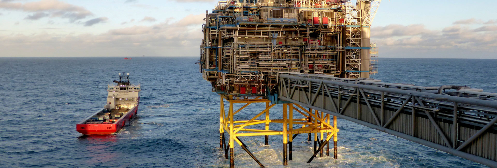 Offshore projects and services for the evolving energy industry - F-GEO